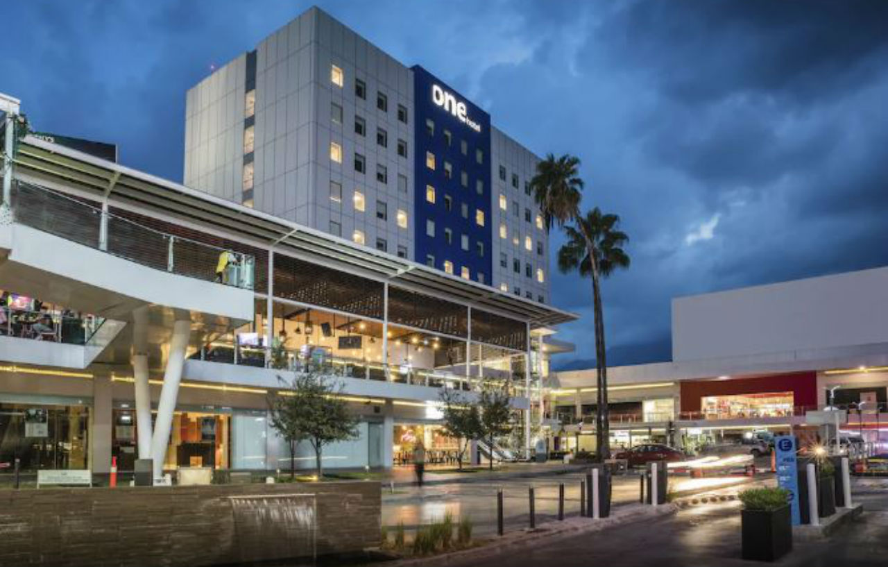 One Monterrey Tecnologico Hotel Buitenkant foto