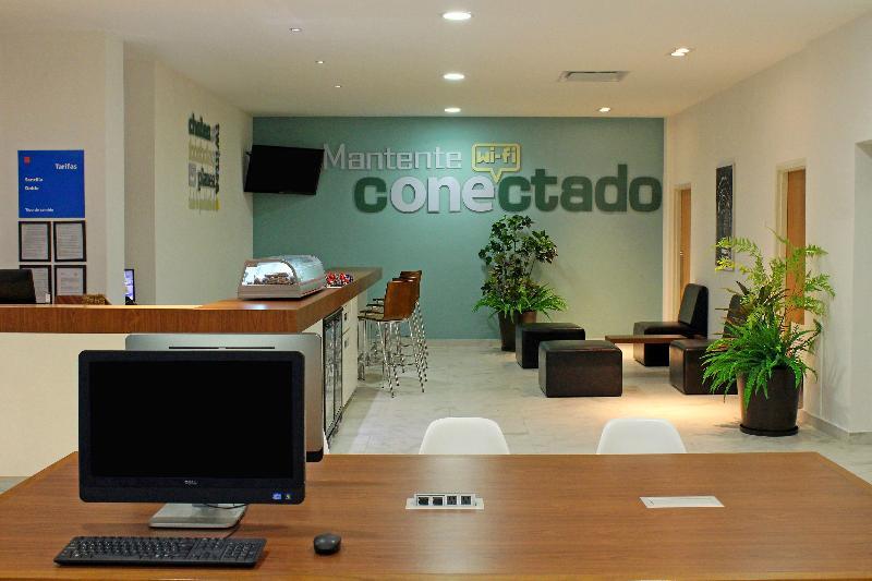 One Monterrey Tecnologico Hotel Buitenkant foto